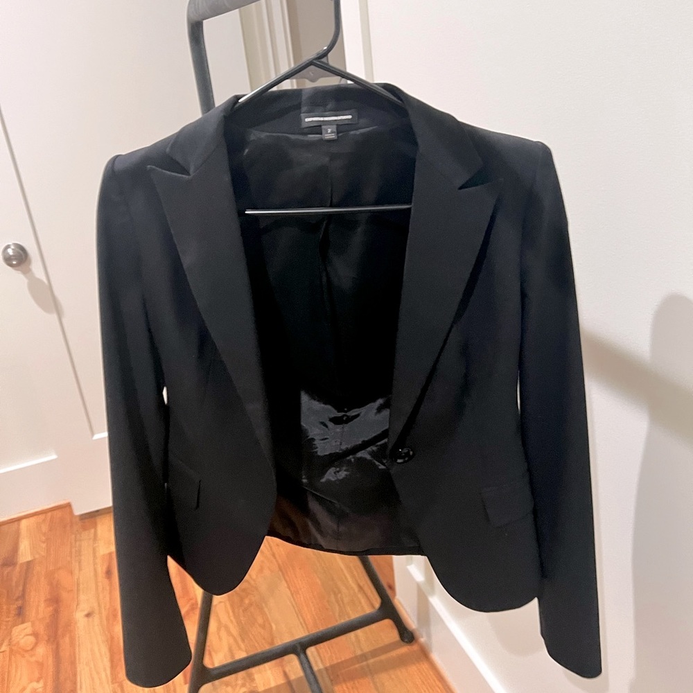 Express padded shoulder black blazer